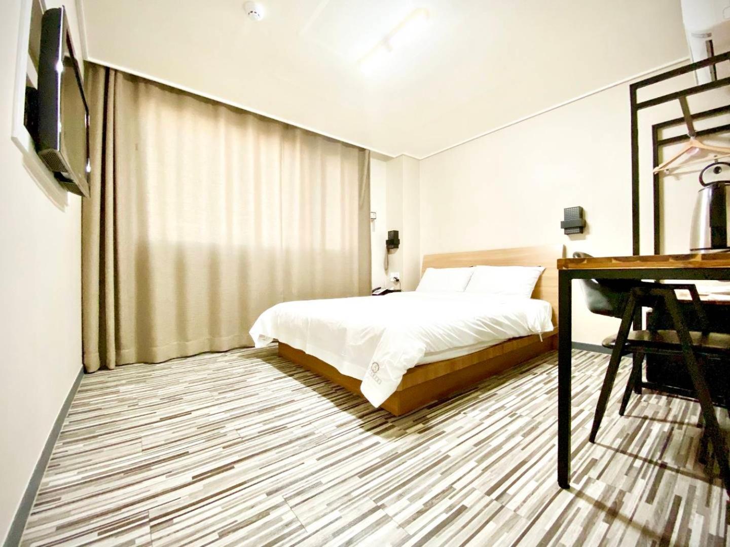 Stay Pohang Hotel Bilik gambar